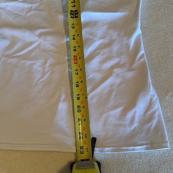 COPY - ALO XS white Tank top - Picture 7 of 7